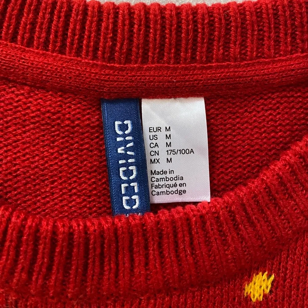 H&M Divided 